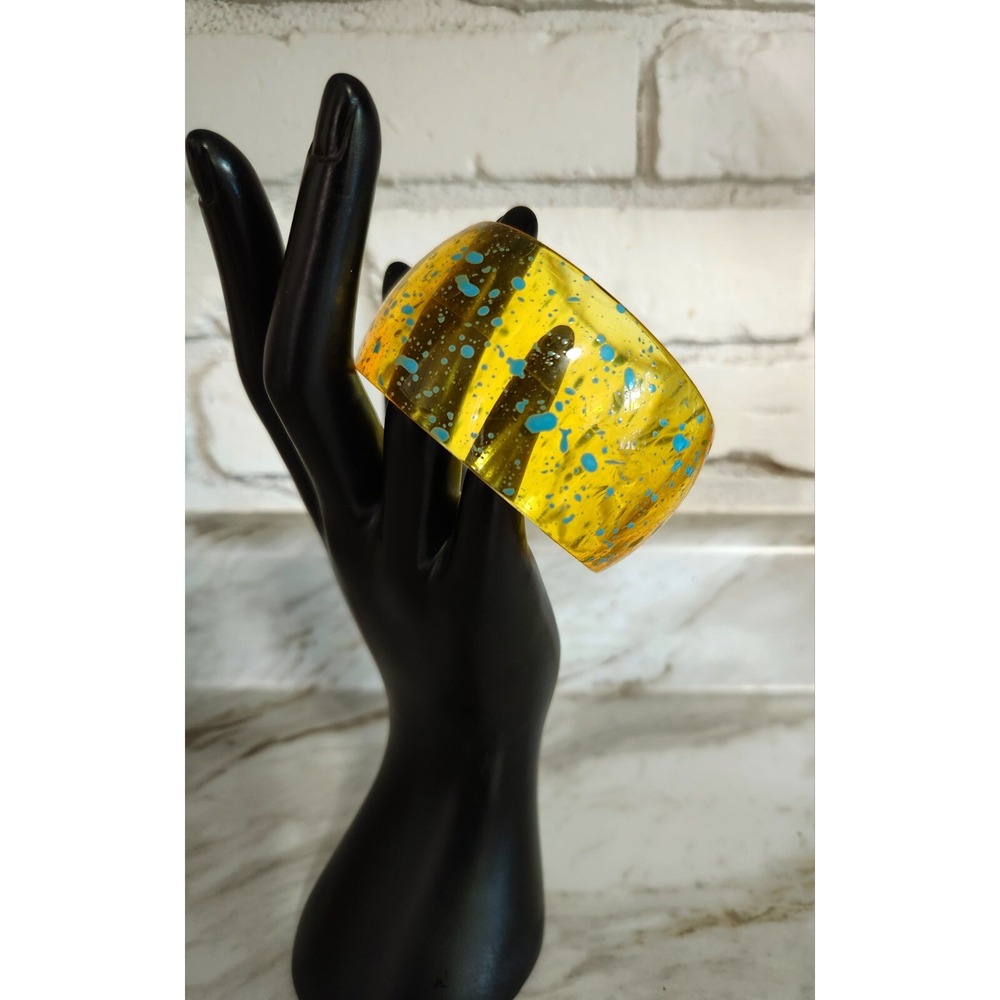 VINTAGE Retro 80's Lucite Translucent Neon Blue‎ Splatter Wide Bangle Bracelet